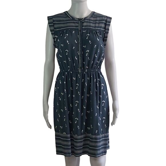 LOFT Dresses & Skirts - LOFT Rayon Dress Size Medium